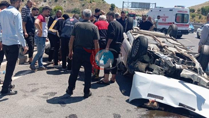 Şanlıurfa'da Trafik Kazası: Kurban Dönüşü Araç Ters Döndü, 5 Kişi Yaralandı