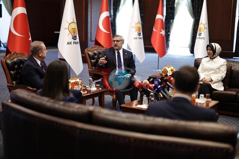 Siyosiy partiyalarning bayram dasturi boshlandi. 3 bayramdan so'ng AK Partiya va CHPdan birinchi tashrif