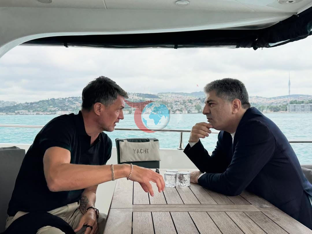 Paolo Maldini ve Hakan Safi