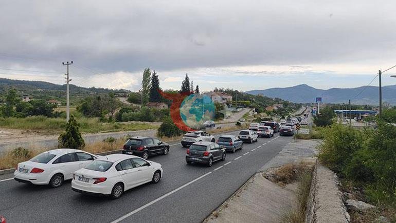 22 kilometrlik vasitə növbəsi Bayramın ikinci günündə tətil edənlərin axın etdiyi şəhər