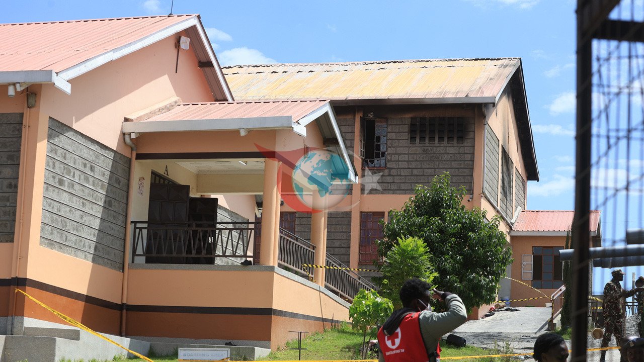 Kenya'da Yatılı Okul Yangını: 16 Öğrenci Hayatını Kaybetti
