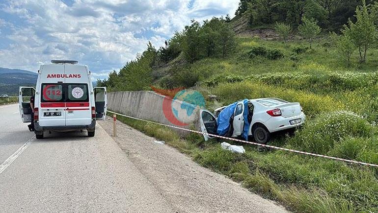 Kastamonu’da feci kaza Süratle istinat duvarına çarpan araçtan 3 cenaze çıktı