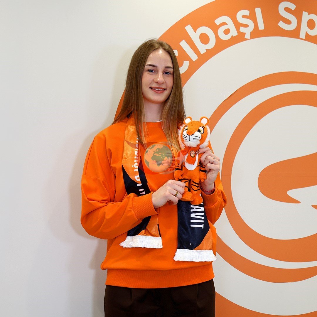 Aleksandra Uzelac Eczacıbaşı Dynavit'te: Genç Yıldızın Yükselişi