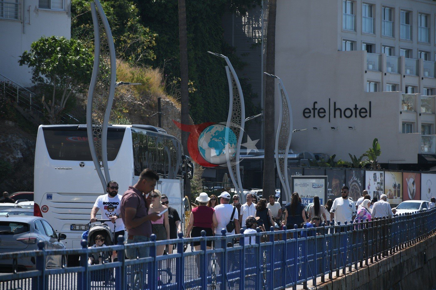 Bayram tatilinde turizmin kalbi Kuşadası’nda attı
