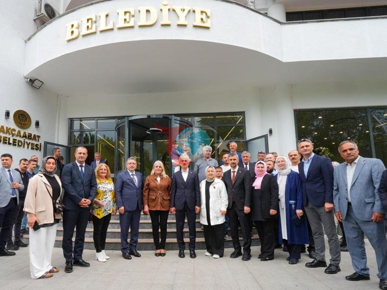 Nazir Uraloğlu məmləkəti Trabzonda vətəndaşlarla qeyd etdi