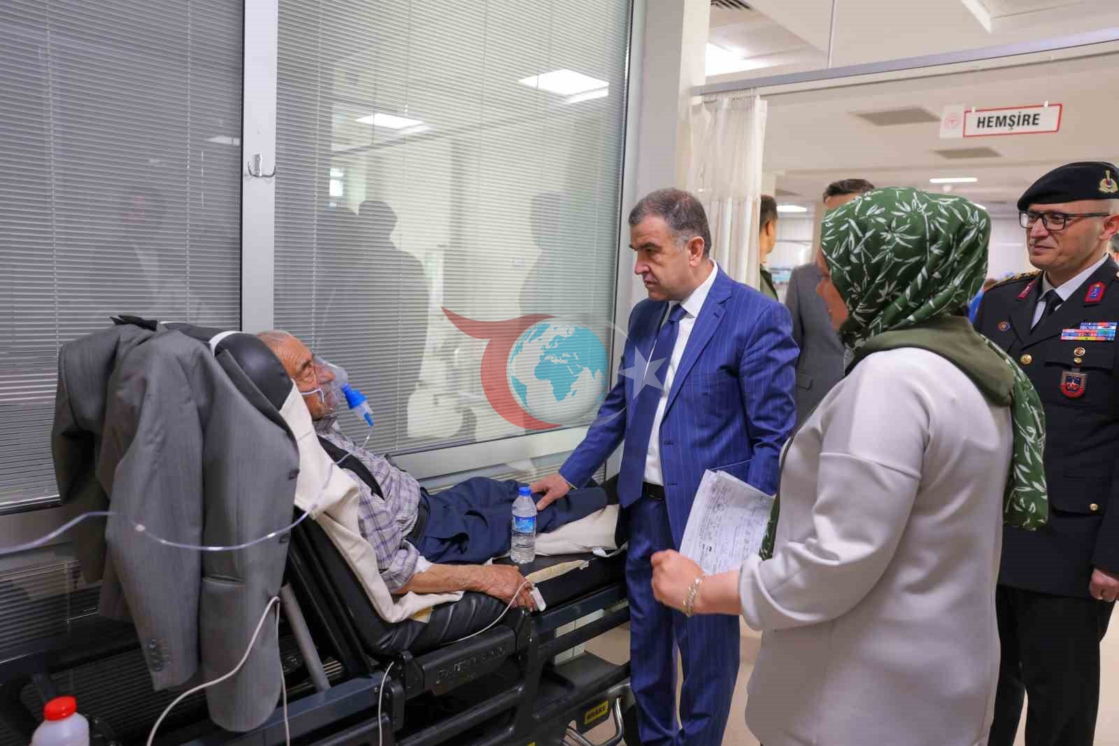 Bayburt valisi Eldivandan Bayram Ziyarəti və Mənəvi Dəstək