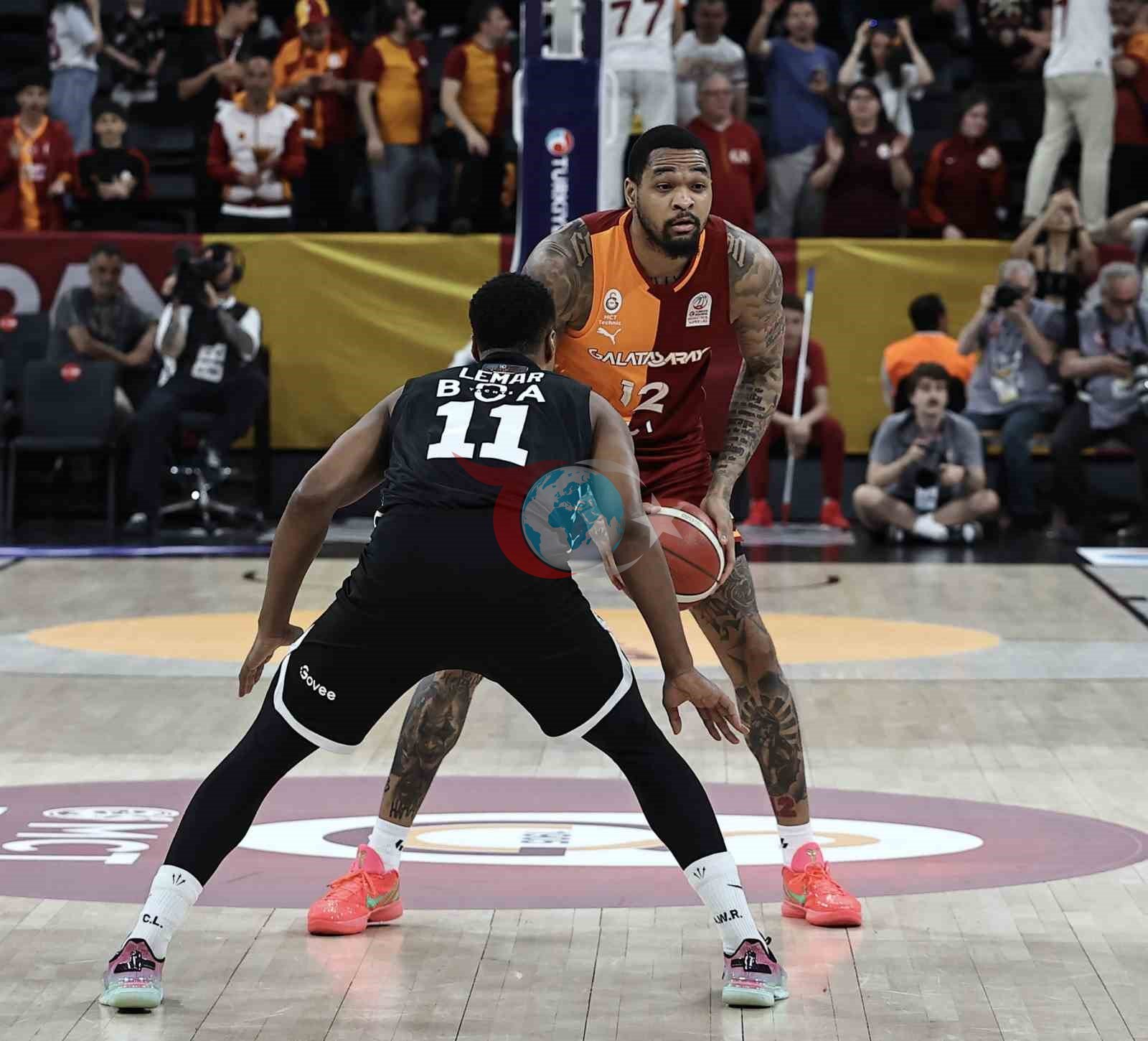 Beşiktaş ve Galatasaray Yarı Final İçin Karşı Karşıya