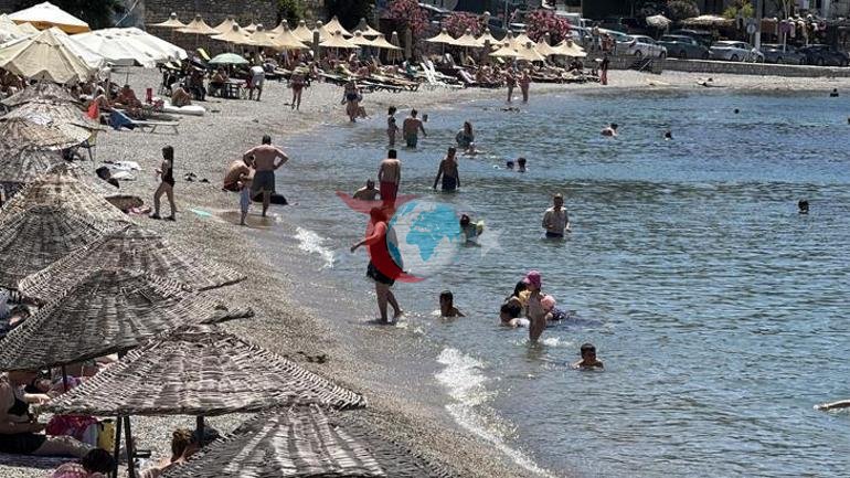Bayramda sahillere akın Bodrum ve Antalya’da adım atacak yer kalmadı