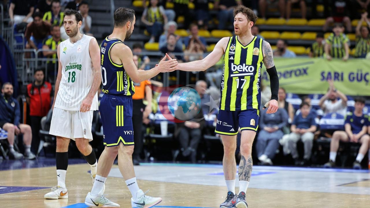 Anadolu Efes ve Fenerbahçe Yarı Final İçin Sahada