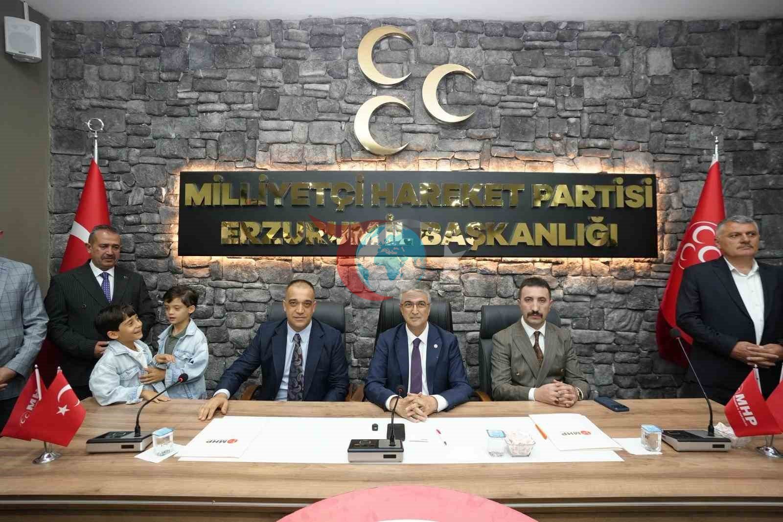 MHP Erzurum İl Başkanlığında Coşkulu Bayramlaşma