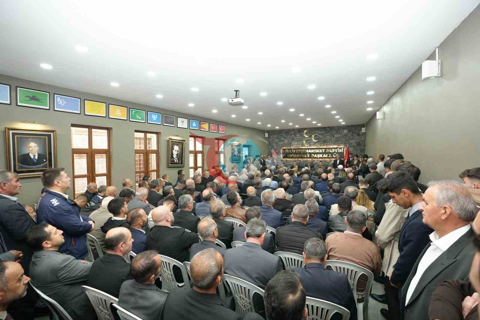 MHP&rsquo;de bayramlaşma coşkusu