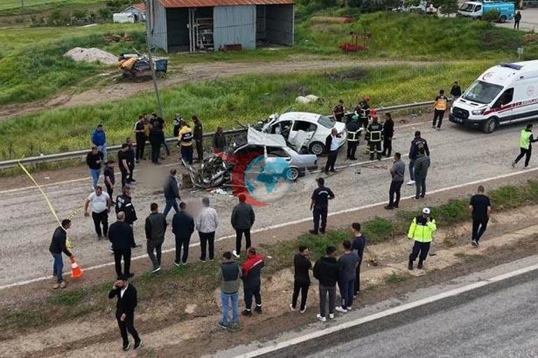 Kırıkkalede korkunç kaza Yoldaki su birikintisi 3 can aldı