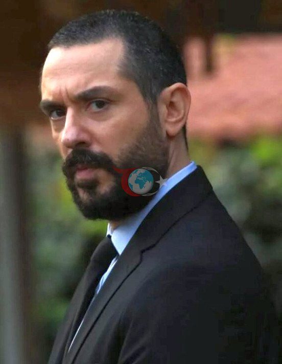 Oyuncu Emir Benderlioğlu'ndan flaş haber - Resim : 3