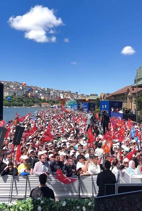 Prezident Ərdoğan İstanbulun fəthinin ildönümü proqramına qatıldı