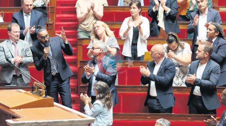 Fransa'da Tarihi Karar: 341 Yıllık Siyah Kod İptal Edildi
