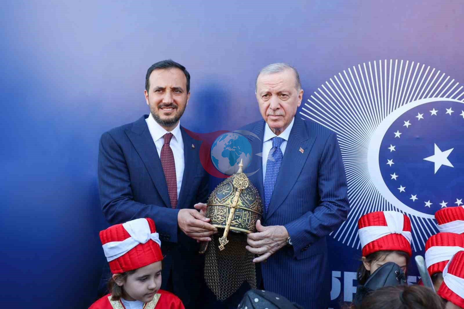 Президент Эрдоганга тарыхый мааниге ээ белек