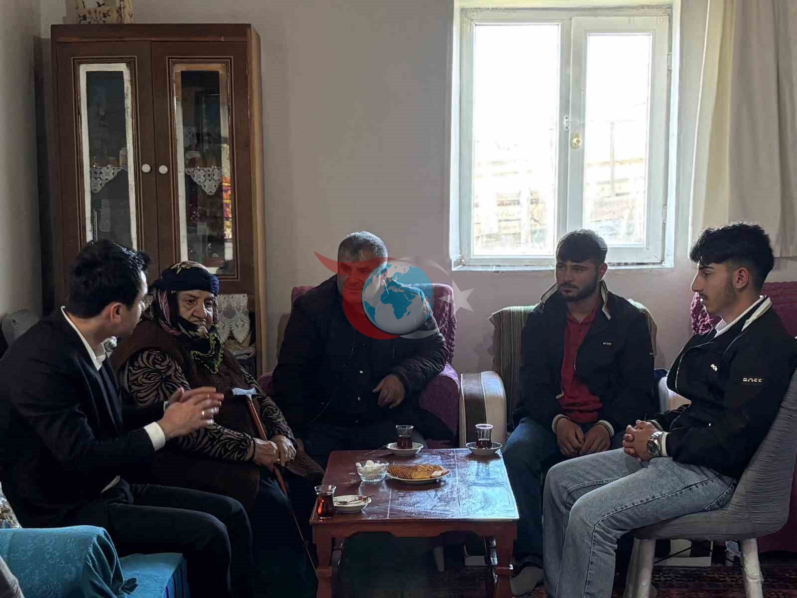 Kaymakam Tutal'dan Şehit Ailesine Anlamlı Bayram Ziyareti