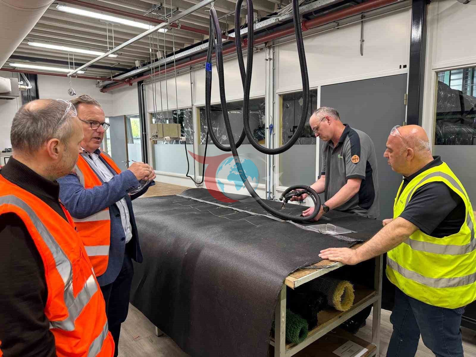 İzmit Körfezi Çamur Temizliği İçin Hollanda'da Geotekstil İncelemesi