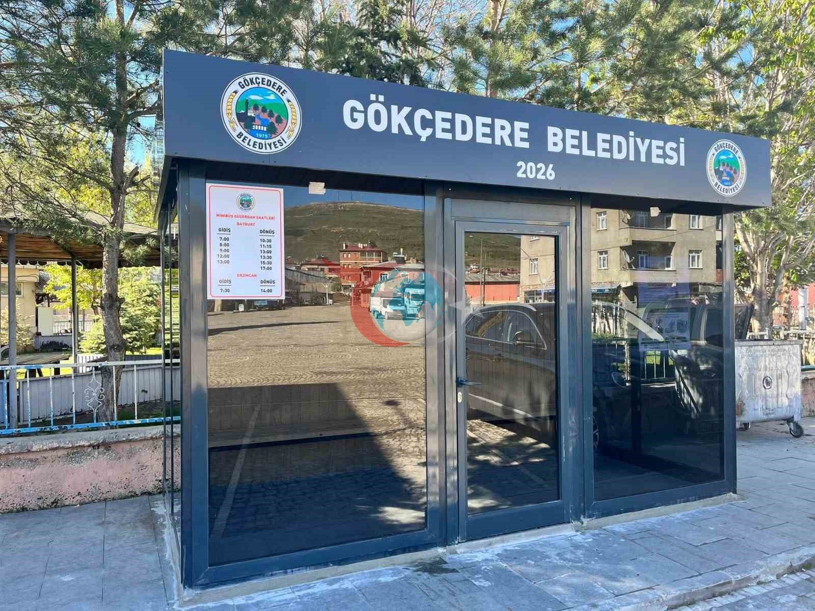 Gökçedere'ye Yeni Modern Minibüs Durağı Kuruldu