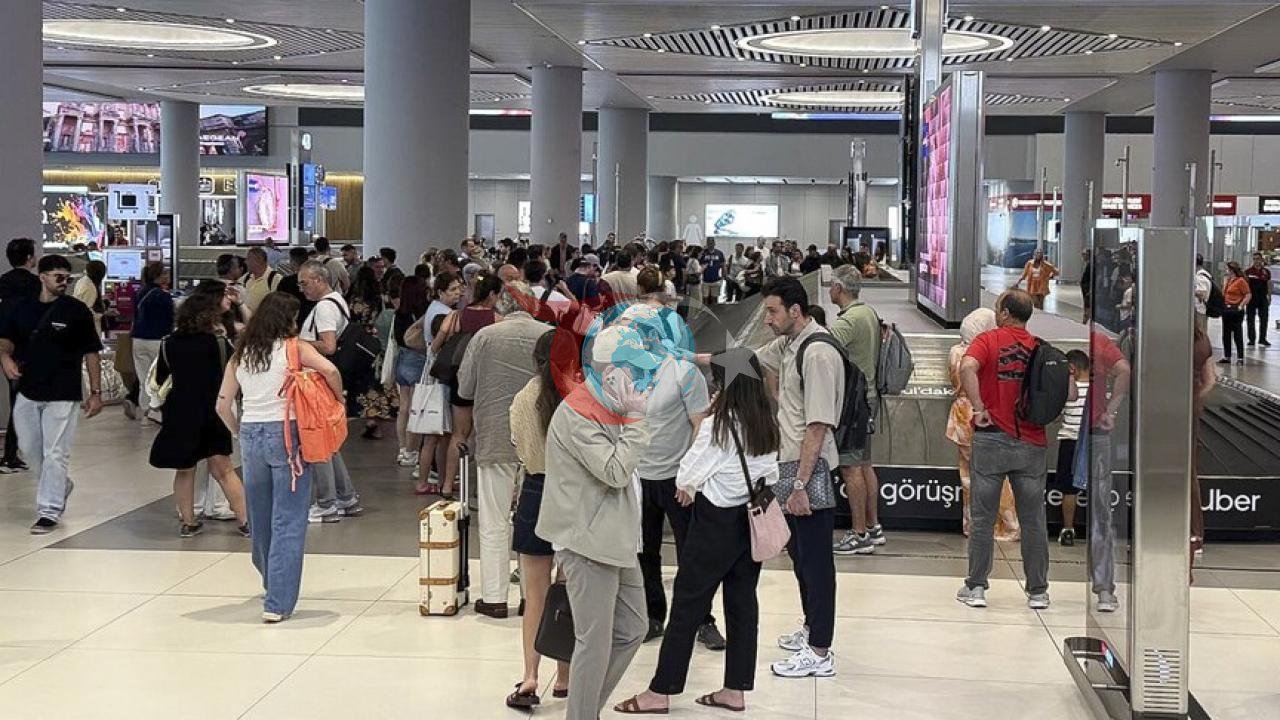 İstanbul Havalimanı'nda Yeni Yolcu ve Uçuş Rekoru Bekleniyor