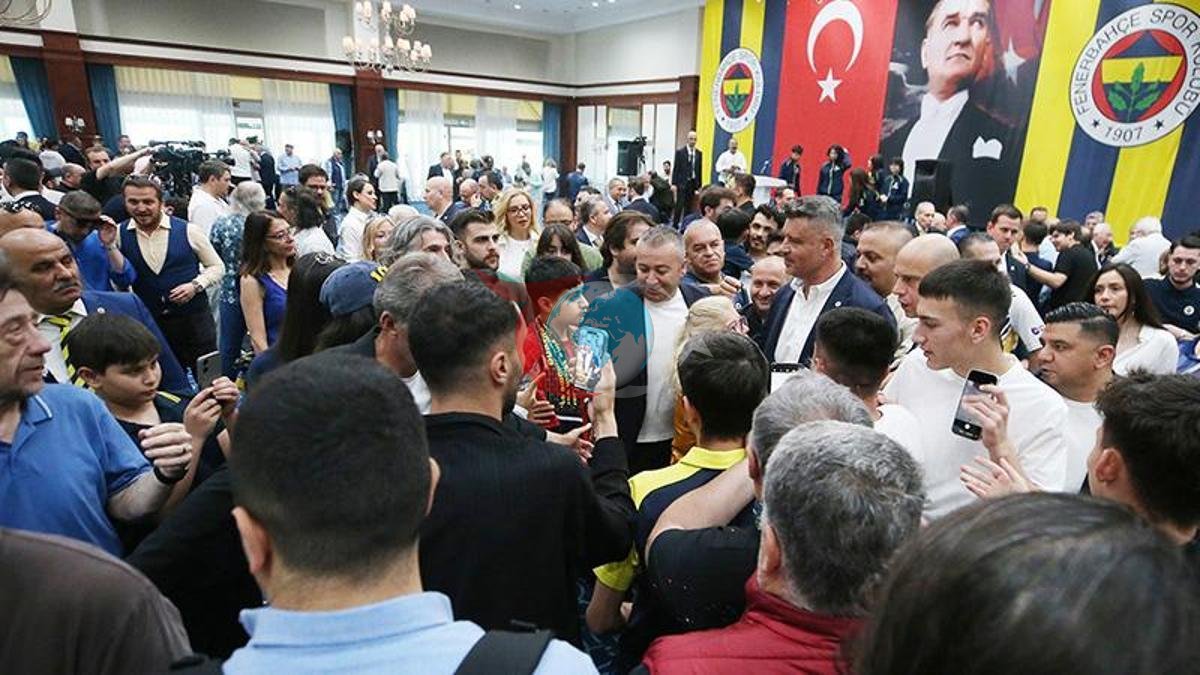Fenerbahçe'de Bayram Coşkusu: Geleneksel Tören Gerçekleşti