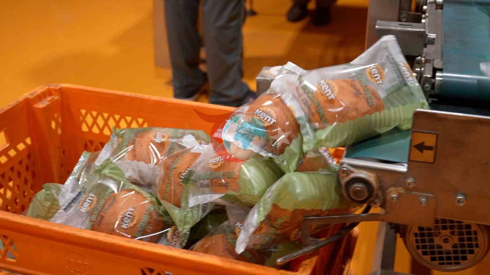 Kayseri Büyükşehir, günde 100 bini aşan ekmek üretiyor