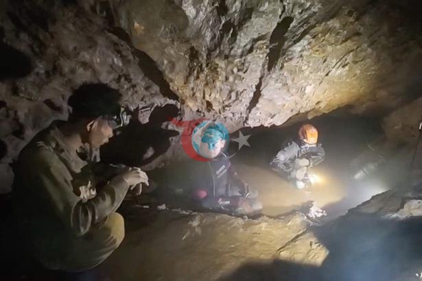 Laos'ta Mağara Mucizesi: Mahsur Kalan Köylüler Kendi Çabalarıyla Kurtuldu