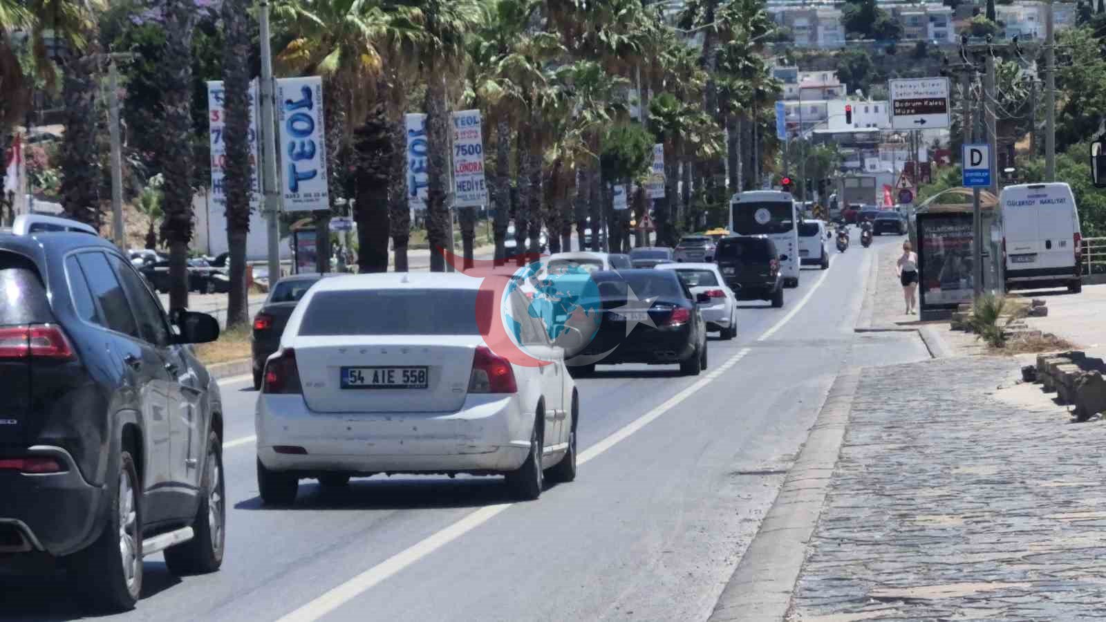 Borumda 25 mindən çox avtomobil qalıb