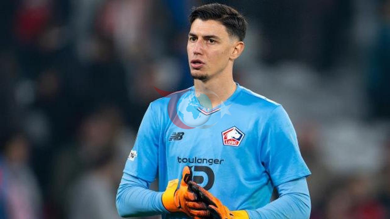 Berke Özer, Fransa'da Yılın Kalecisi Seçildi
