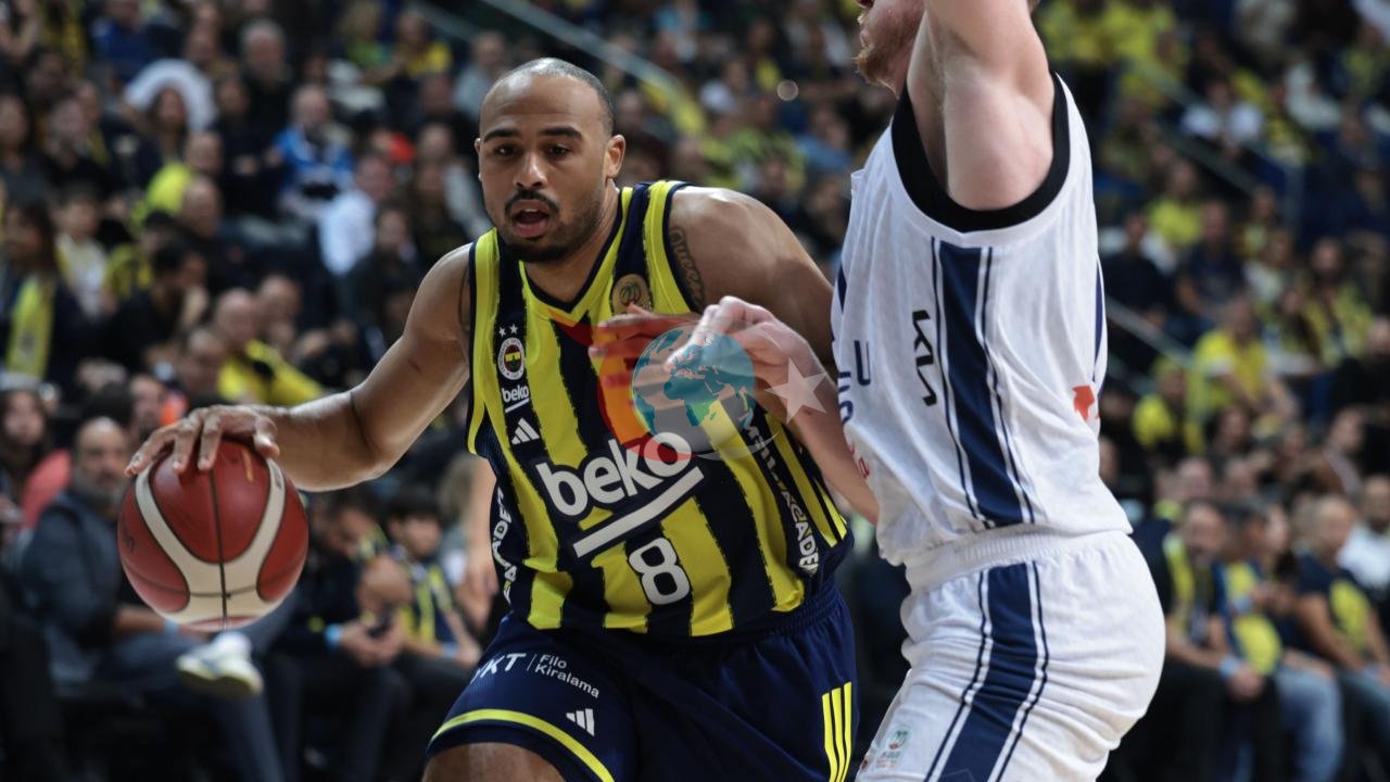 Basketbolda Yarı Final Coşkusu: Fenerbahçe Beko ve Anadolu Efes Karşılaşıyor