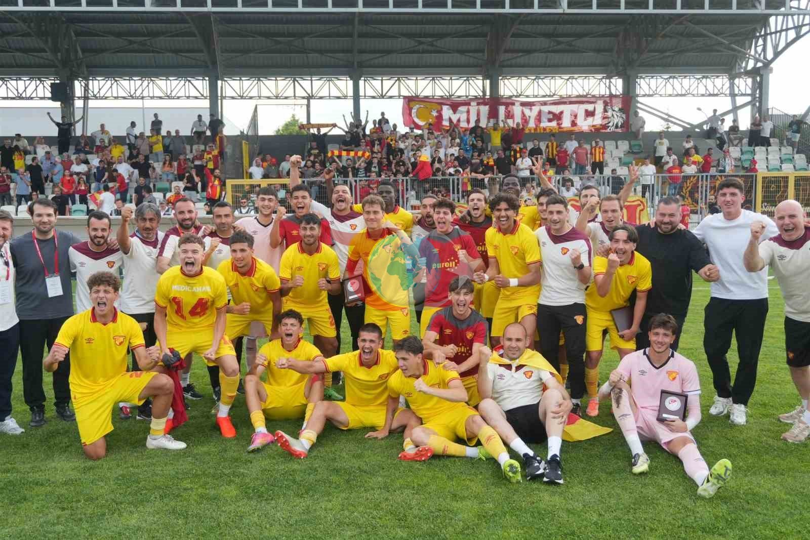 Göztepe U19 UEFA Youth League'e Katılma Hakkı Kazandı