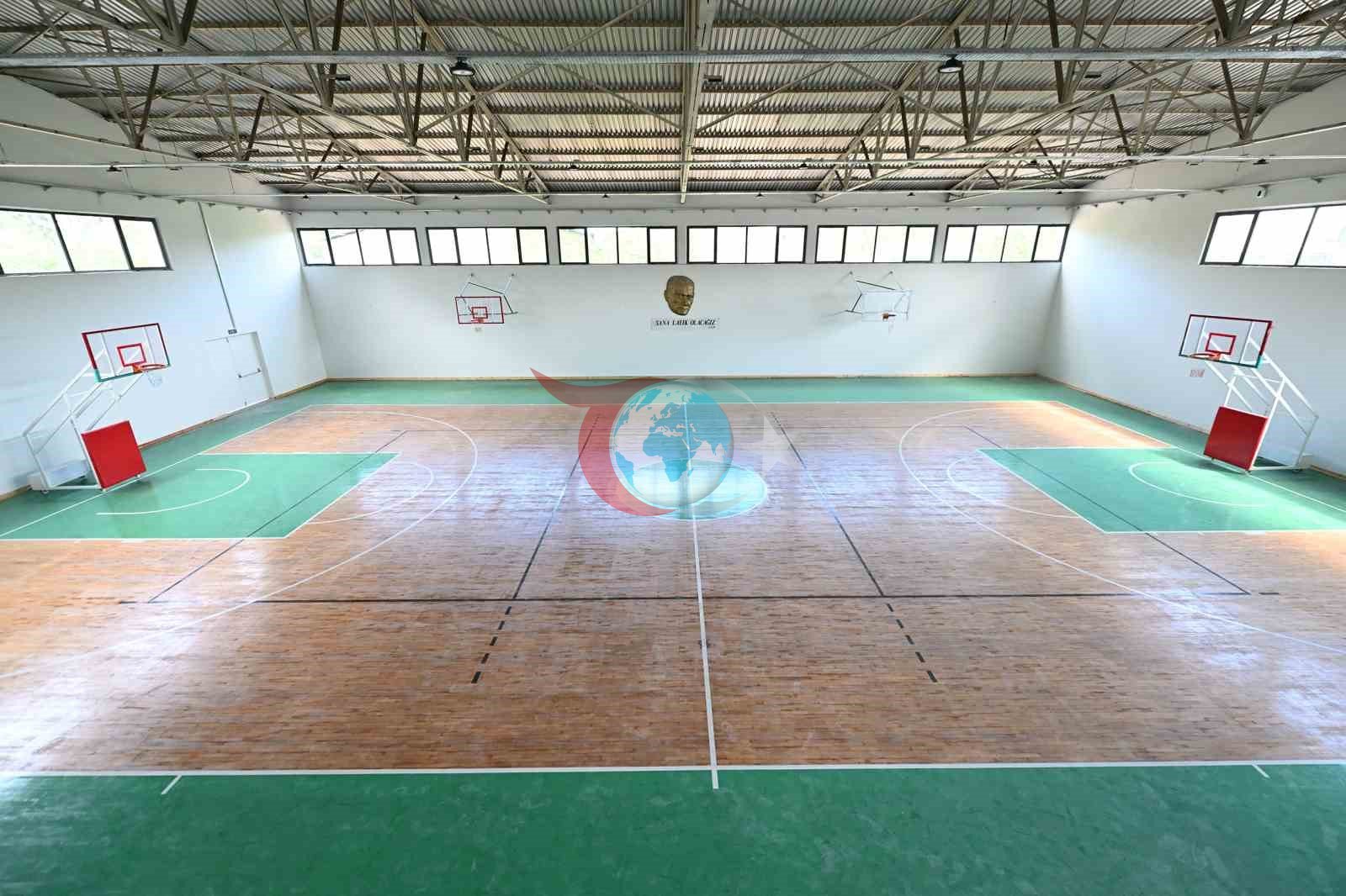 Tarsus'ta Modern Spor Salonu Yenilemesi Tamamlanıyor
