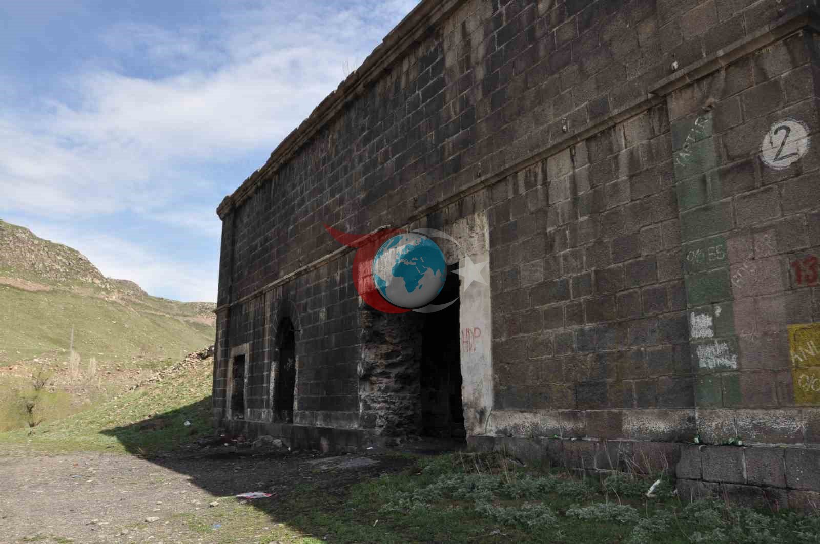 Kars'taki Tarihi Tabyalar Yok Olma Tehlikesiyle Karşı Karşıya