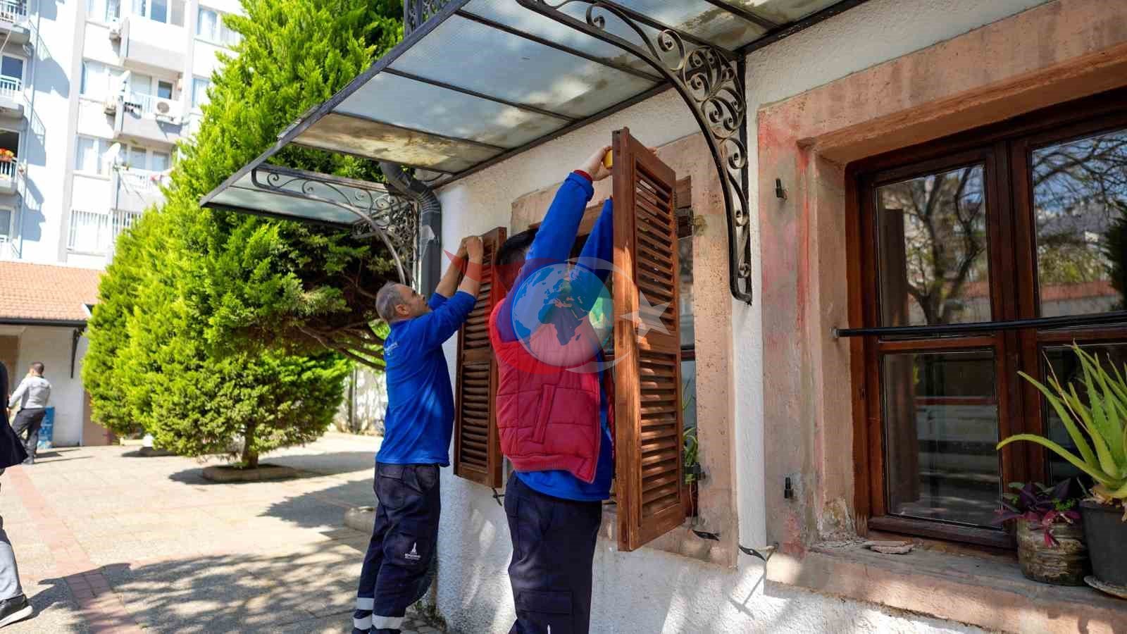 Şäher kitaphanasy täzelendi Ösüşler </h2> <p> Şäher kitaphanasynyň durkunyň täzelenmegi Izmirdäki beýleki taryhy binalaryň dikeldilmegi üçin mysal bolup biler. Şeýle taslamalar Izmiriň medeni mirasyny gorap saklamak bilen syýahatçylyga goşant goşmakdan başga-da şäherdäki durmuş derejesini ýokarlandyryp biler. Öňümizdäki ýyllarda beýleki taryhy binalar üçin şuňa meňzeş gözlegleriň geçirilmegine garaşylýar. </p>
                        </div>

                        <!-- Tags -->
                                                    <div class=