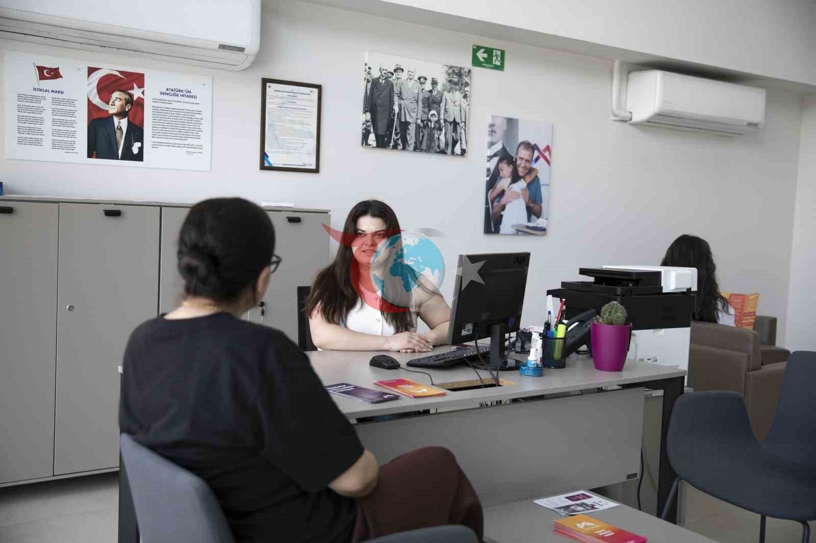 Mersin&rsquo;de kadınlara yönelik destek hizmeti sürüyor