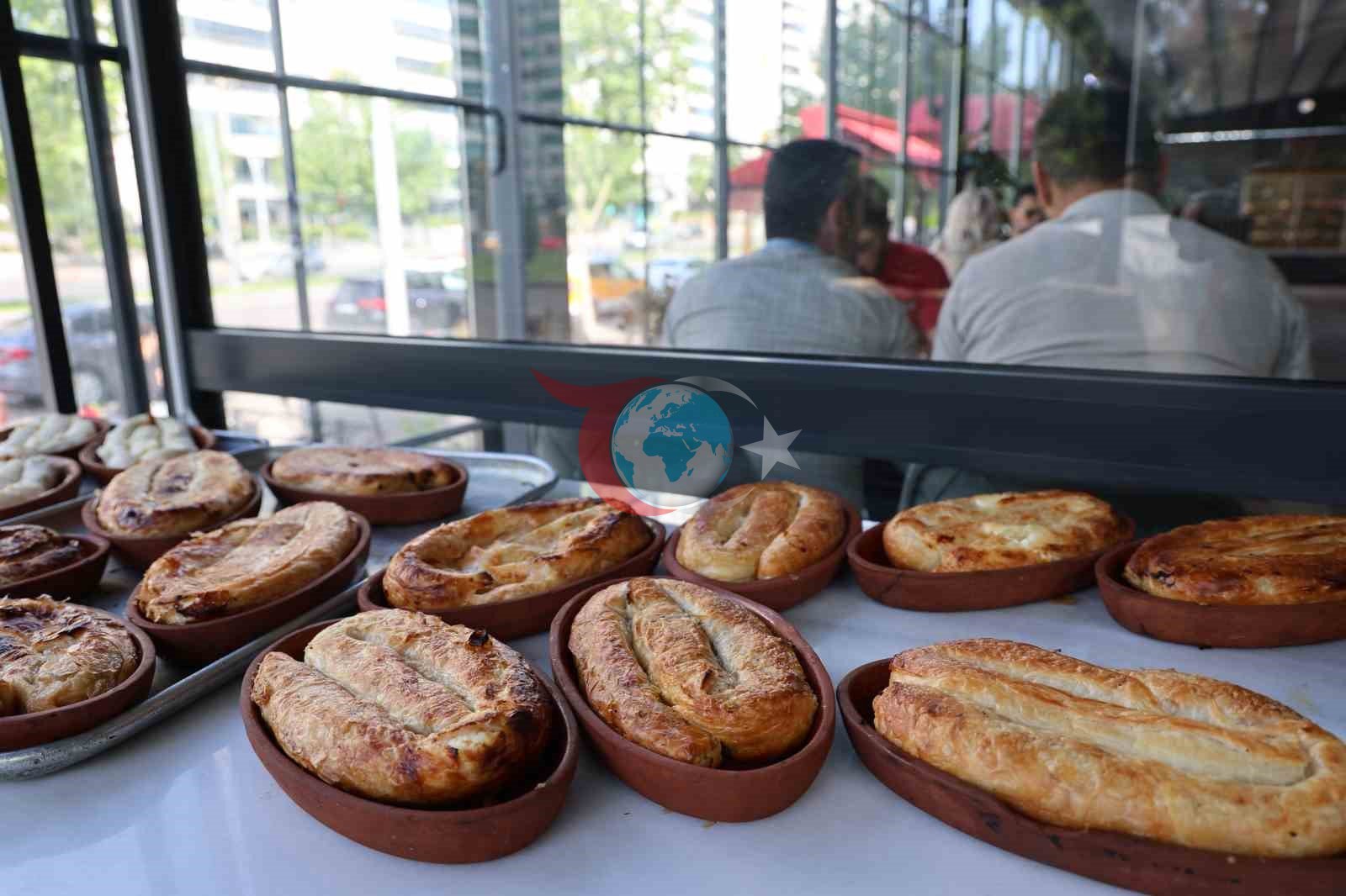Diyarbakฤฑrโda tandฤฑrda รงรถmleklerde piลirilen yeni lezzet bรถrek talep gรถrรผyor