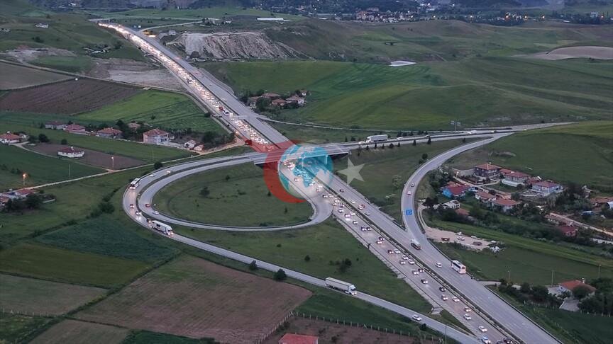Anadolu Otoyolu'nda Üstyapı Çalışması: Trafik Yönlendirmesi Başladı