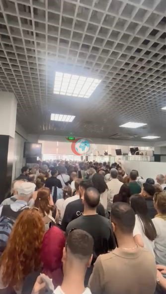 Kurban Bayramı'nda Sarp Sınır Kapısı'nda Yoğun Geçiş
