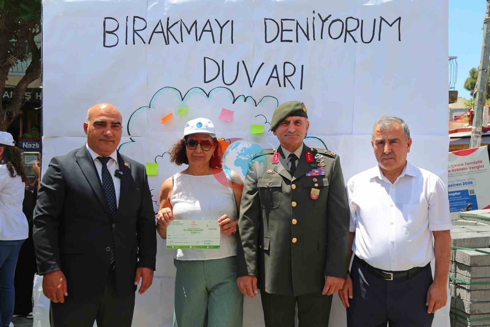 İzmir'de Tütün Kullanımına Karşı Farkındalık Etkinliği Düzenlendi