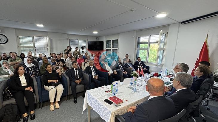 Bakan Işıkhan, Zürih'te Türk Toplumuyla Buluştu: Önemli Mesajlar Verildi