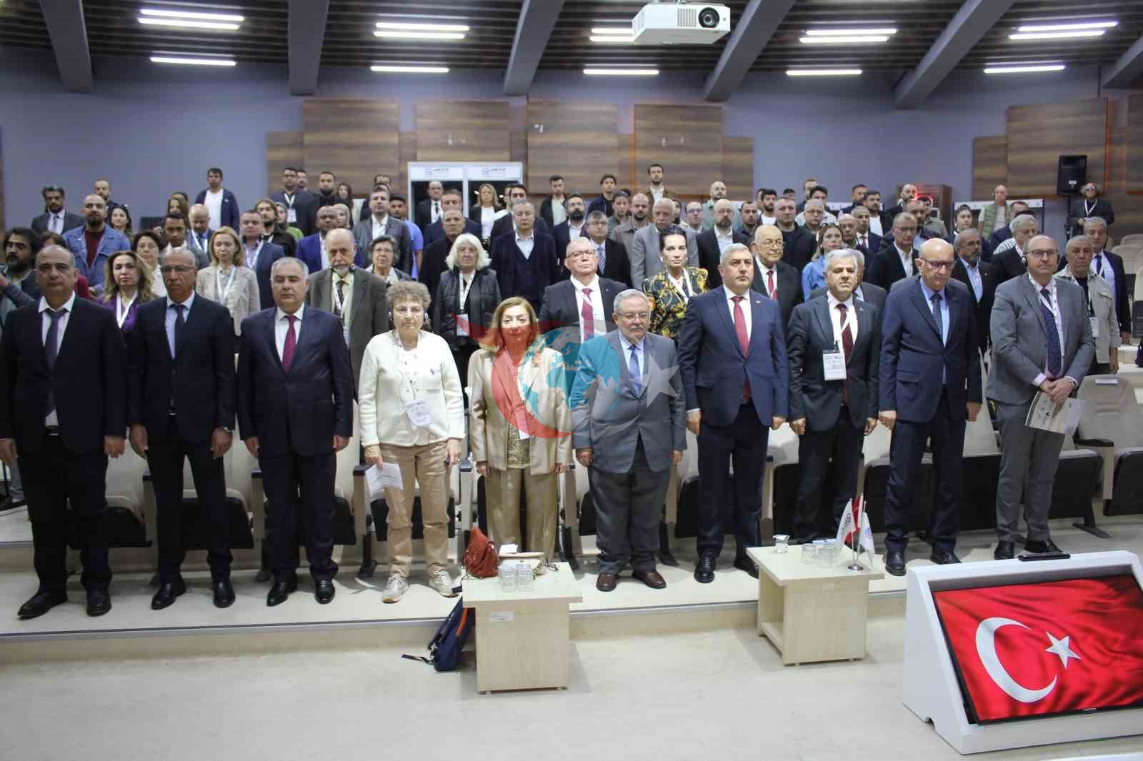 Kanatlı Üretiminde Dijitalleşme Kongresi Elazığ'da Gerçekleşti