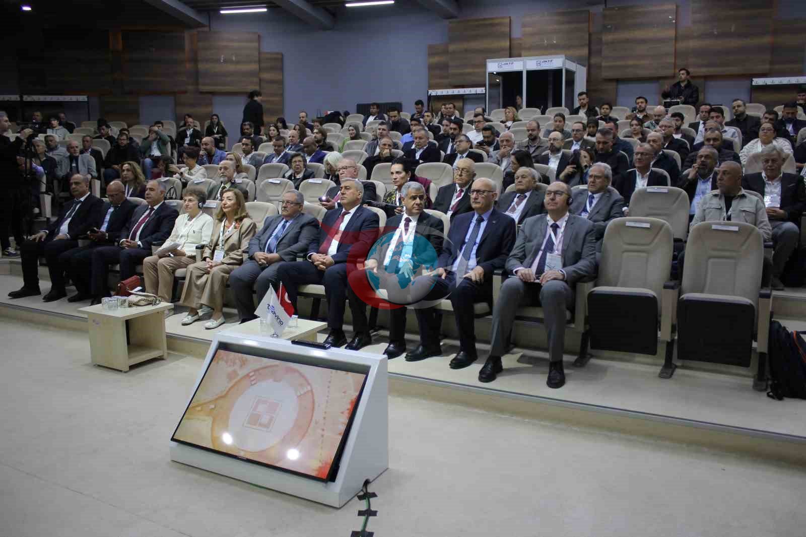 Uluslararası Kanatlı Üretiminde Dijitalleşme ve Sağlık Kongresi tamamlandı