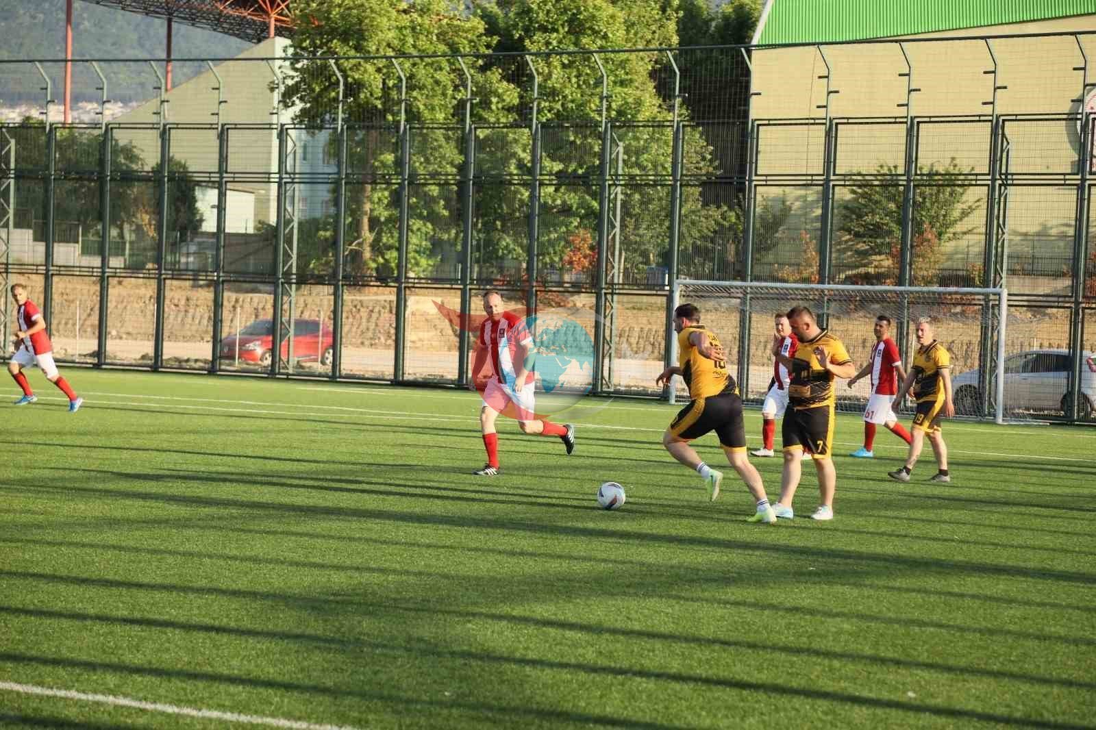 Bursa'da Başkanlık Kupası Futbol Heyecanı Başladı