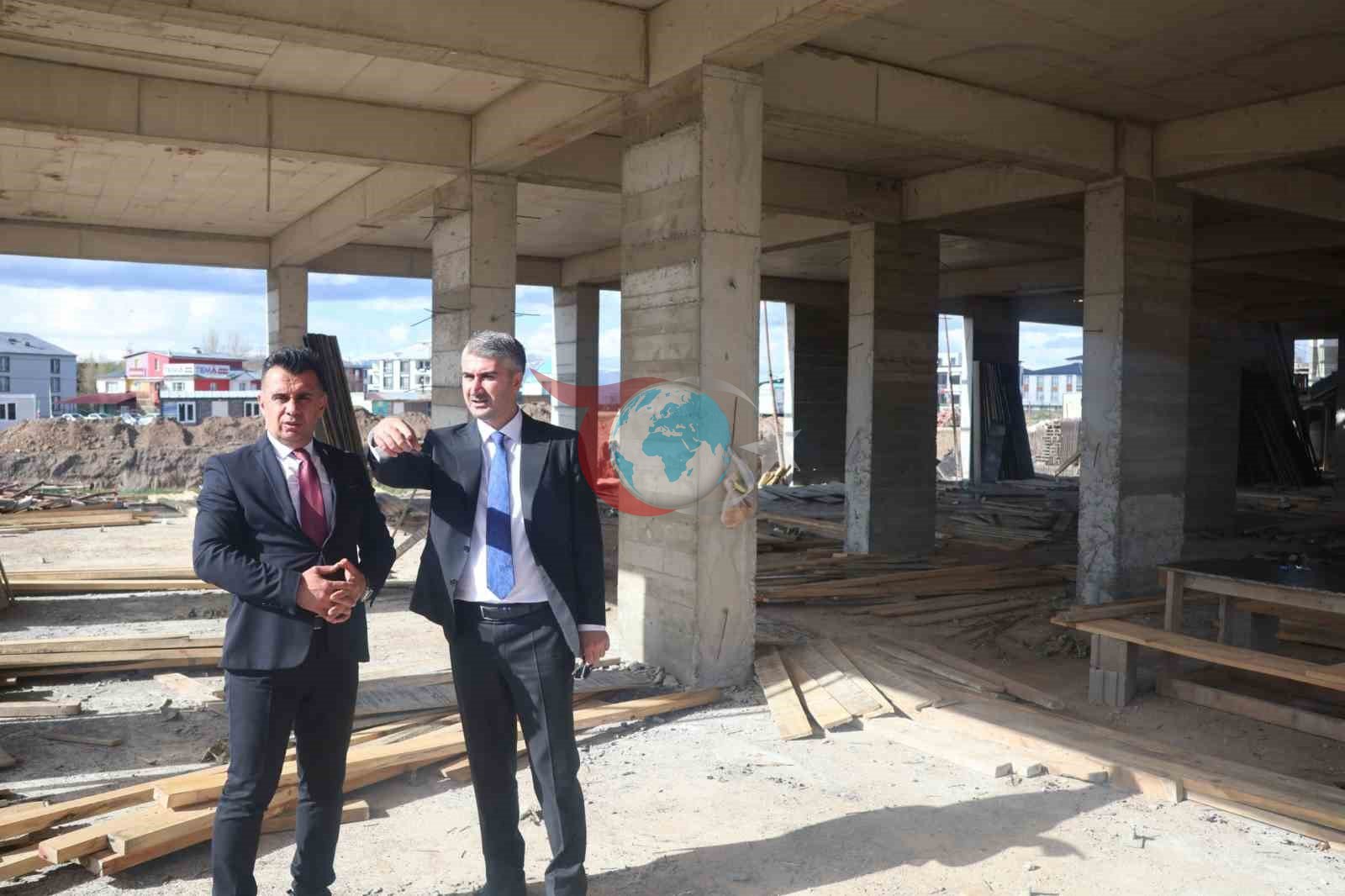 Bakan Yardımcısı Tarıkdaroğlu, Erzurum'daki Huzurevi Projesini İnceledi