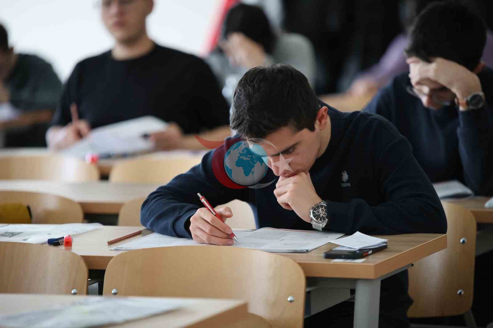 YKS adaylarına ücretsiz prova fırsatı: Dereceye girenlere ödül verilecek