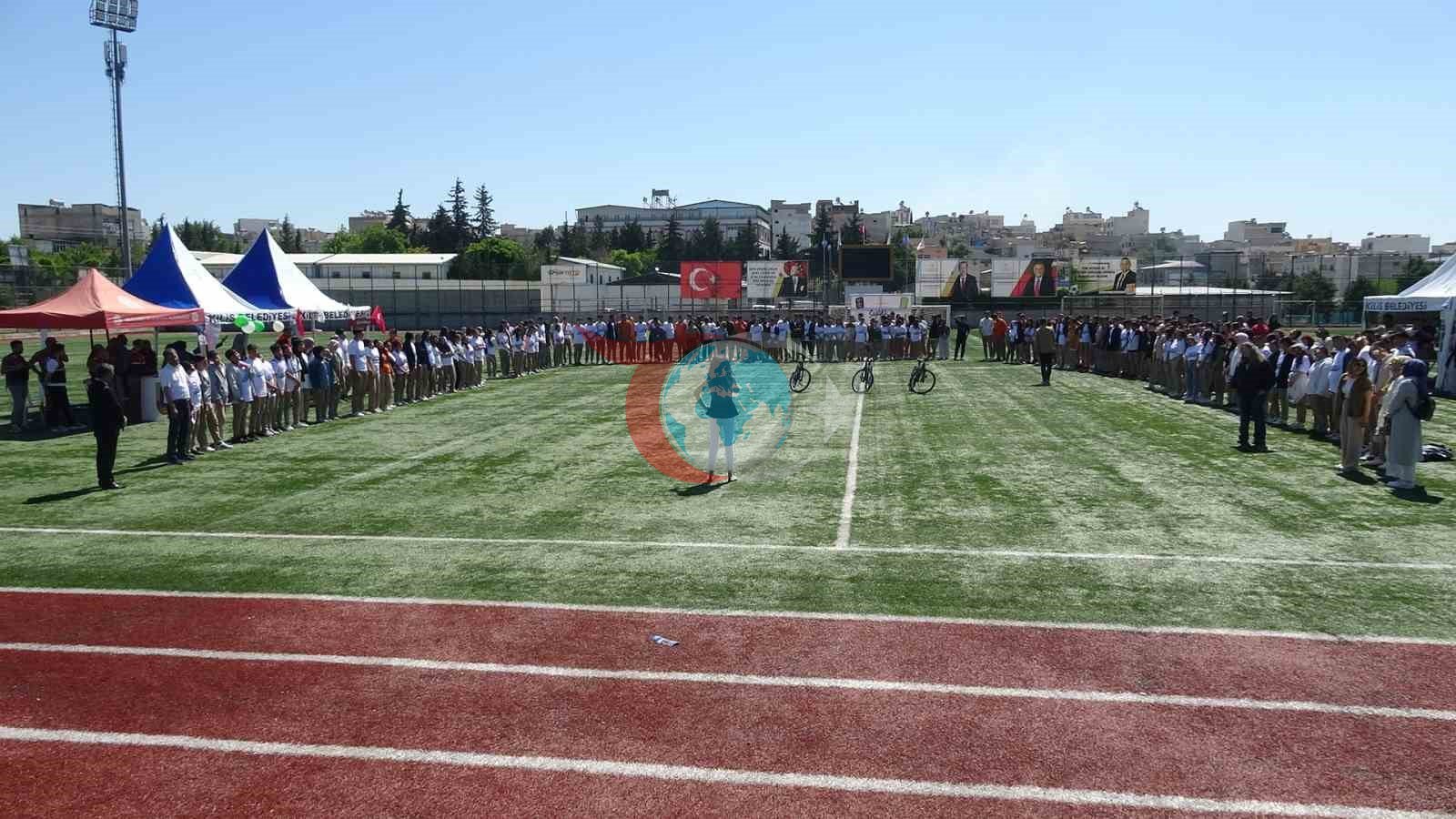 Kilis'te Sağlıklı Gençlik Haftası: Öğrenciler Sporla Buluştu