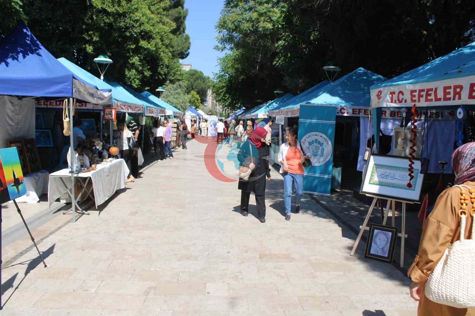 Aydın'da Hayat Boyu Öğrenme Şenliği Coşkuyla Başladı
