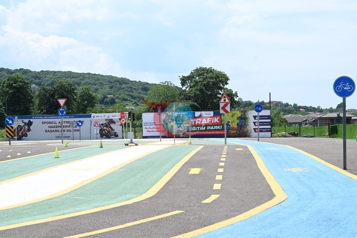 Kartepe&rsquo;ye modern trafik eğitim parkuru inşa edildi