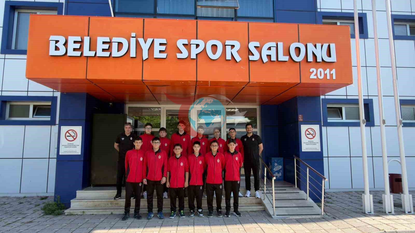 İnegöl Belediyespor, Midi Erkekler Voleybol Şampiyonasında Sahne Alıyor