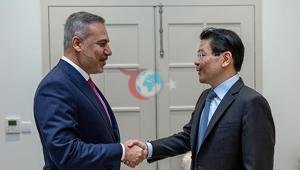 Dışişleri Bakanı Hakan Fidan, Singapur Başbakanı Wong ile görüştü